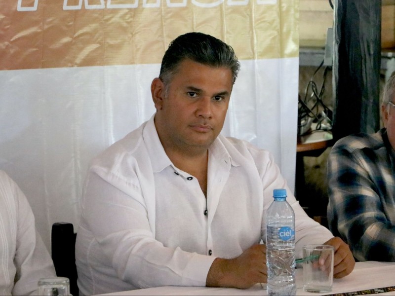 IEPC quieren limitarme mis derechos políticos: Willy Ochoa