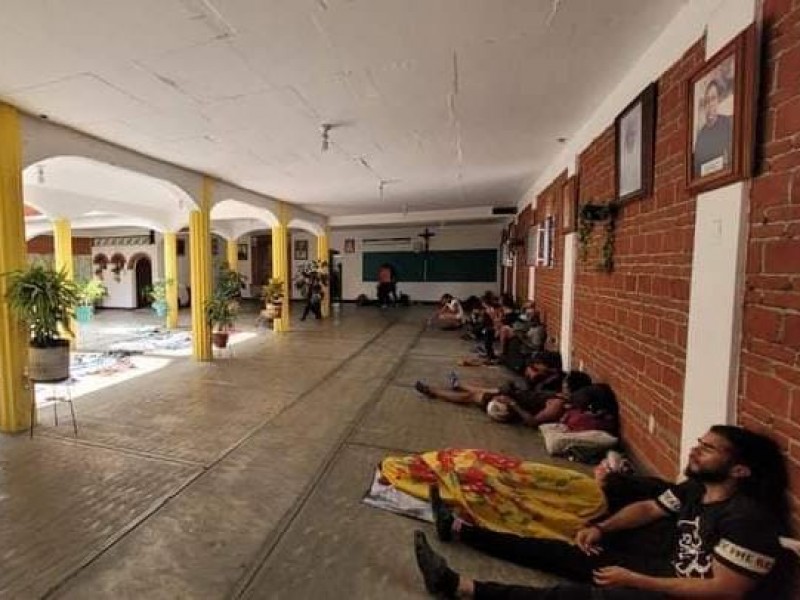 Iglesia católica apoya a migrantes en su paso por Veracruz