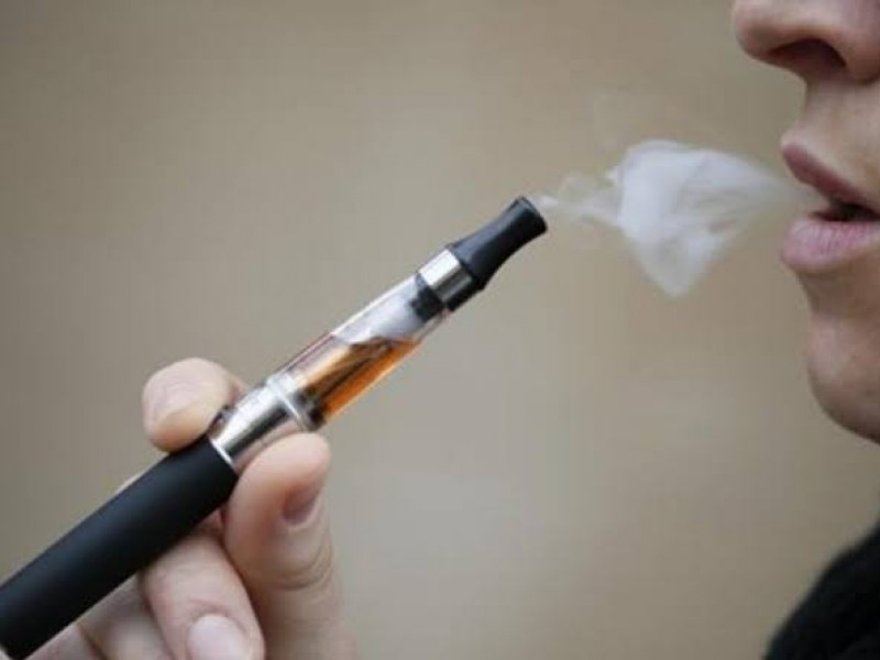 Ilegal y peligroso para la salud, uso de vapeadores