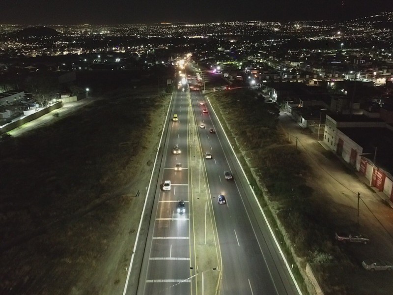 Iluminan 7 kilómetros del libramiento Sur Poniente