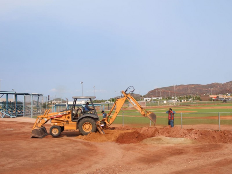 Iluminarán el campo 6 de béisbol de la UD Julio Alfonso