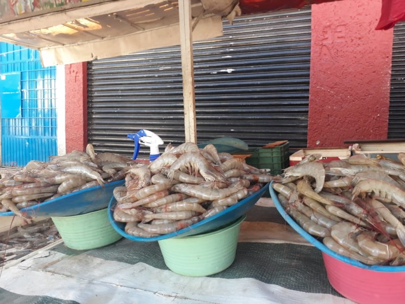 Cae 50% venta de pescados y mariscos en Tepic | MEGANOTICIAS