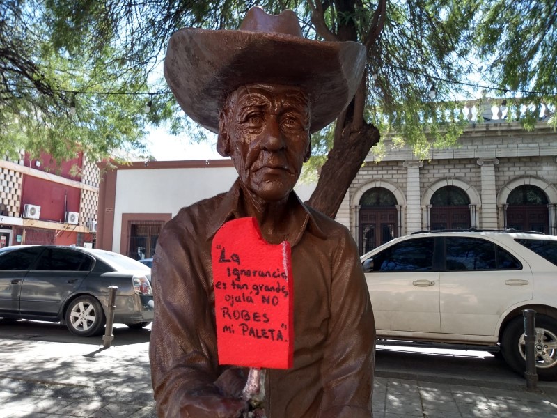 IMCA descarta por el momento reubicar la escultura del Paletero