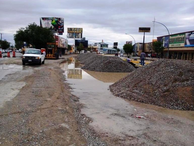 Impactan lluvias el 10% de las obras públicas