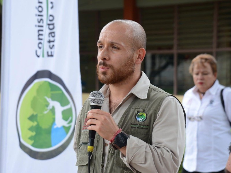 Imparten charlas a estudiantes sobre cuidado del medio ambiente