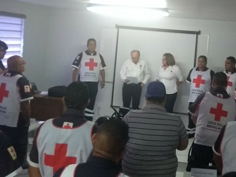 Imparten  curso a Conductores de cruz roja