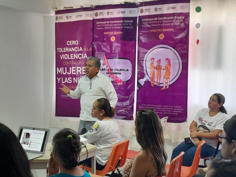 Imparten curso de prevencion de la violencia y abuso sexual