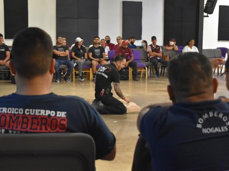 Imparten curso de primeros auxilios en hospitales y gimnasios