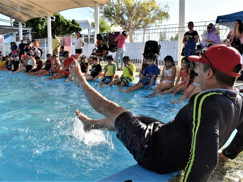 Impartirán cursos de natación y aqua-zumba