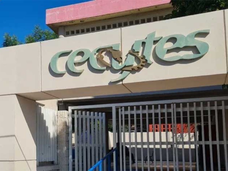 Implementan en preparatorias de Cecytes las carreras técnicas en Semiconductores