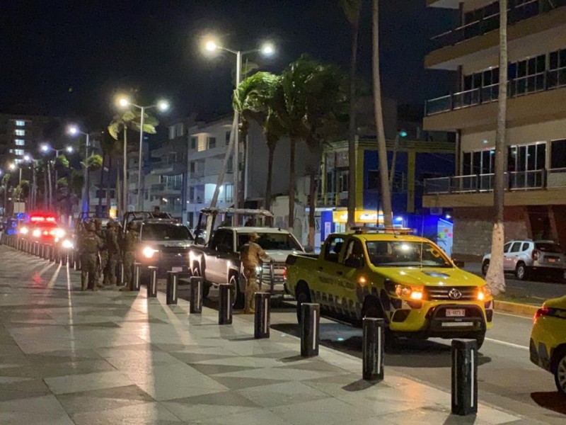 Implementan operativos nocturnos de tránsito en el bulevar