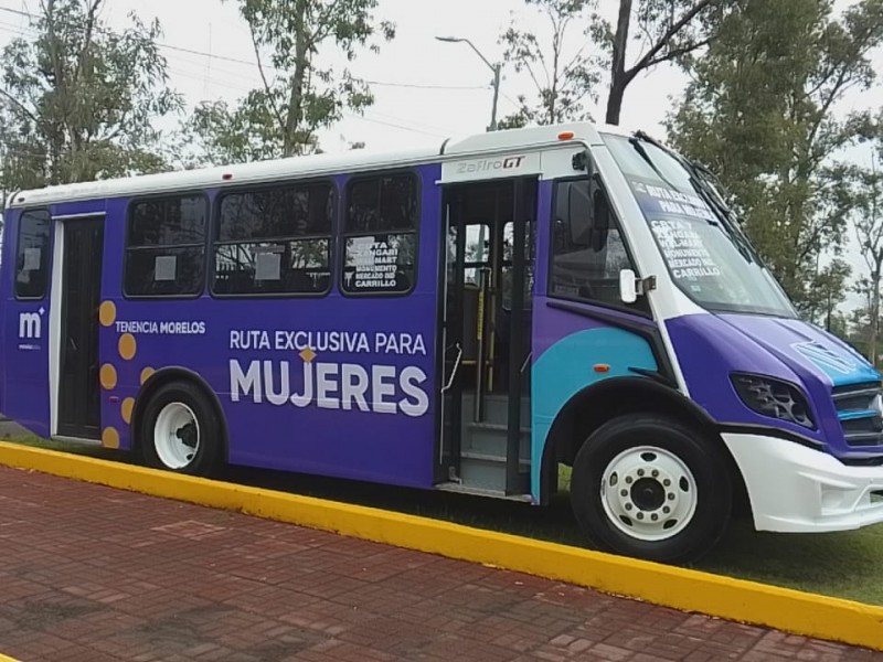 Implementan unidades de transporte público exclusivas para mujeres