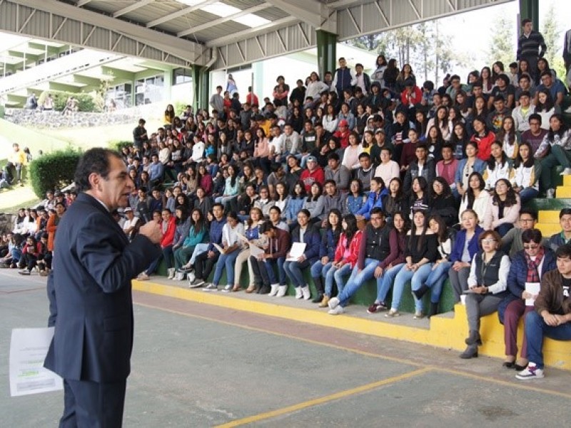 Importante que estudiantes se registren ante el IMSS