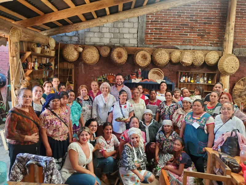 Impulsan cocina tradicional en Uruapan