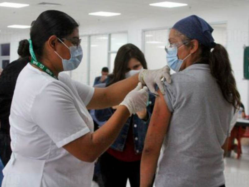 IMSS Jalisco continúa aplicando vacuna Abdala, registran 20 mil dosis.