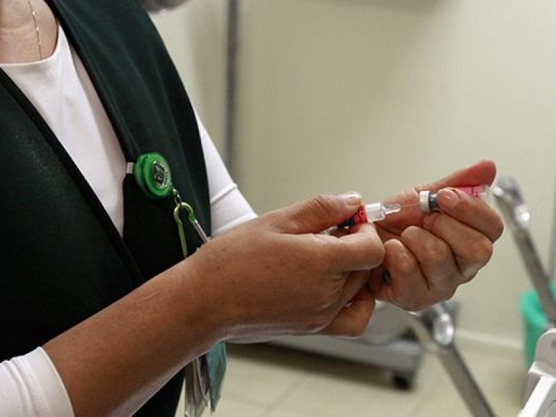 IMSS exhorta aplicarse vacunas contra influenza