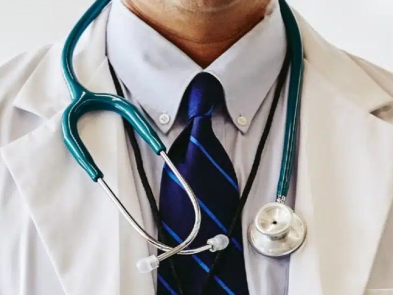 IMSS emite convocatoria laboral para médicos jubilados
