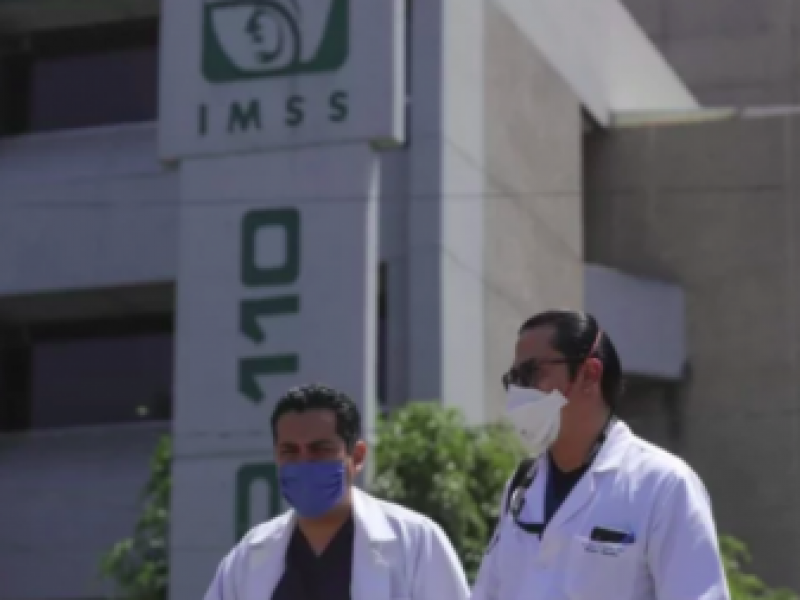 IMSS establece medidas preventivas para su personal