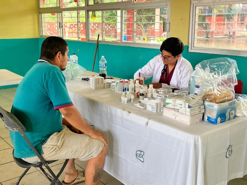 IMSS ha aplicado más de 20 mil vacunas ante emergencia por inundaciones