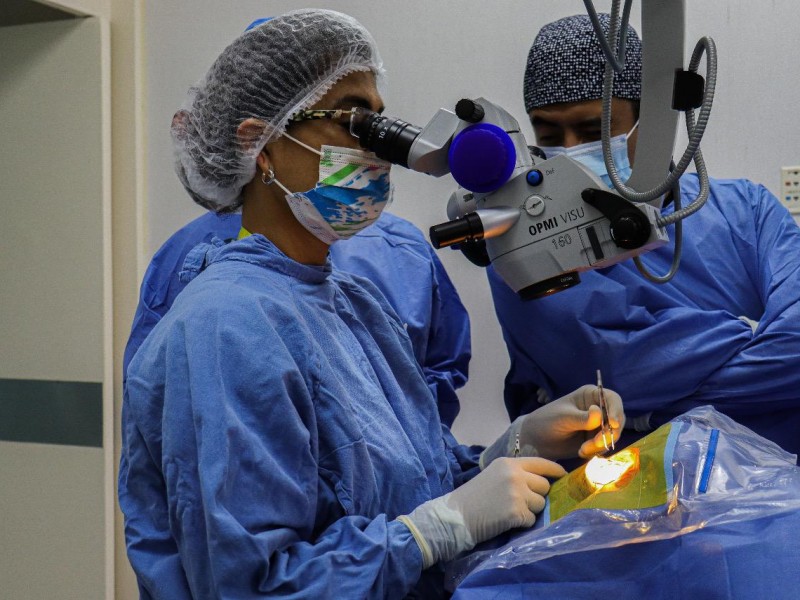 IMSS realiza 150 cirugías durante jornada oftalmológica en Chiapas