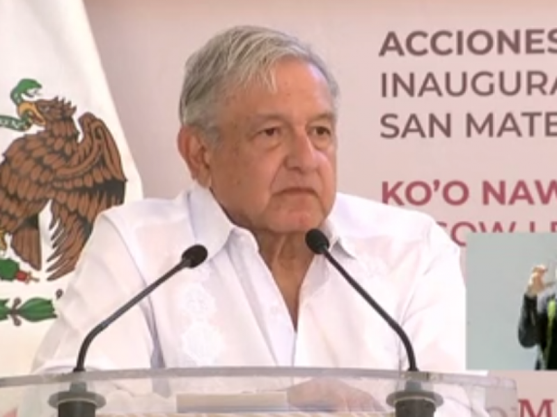 Inauguración del camino rural de San Mateo Río Hondo, Oaxaca:AMLO