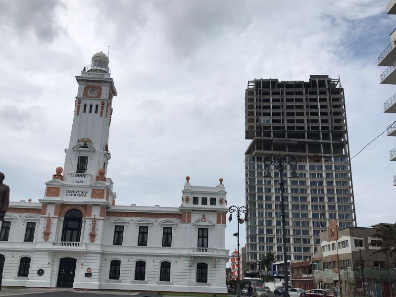 INAH sí aprobó desarrollo arquitectónico de torre: Alcalde