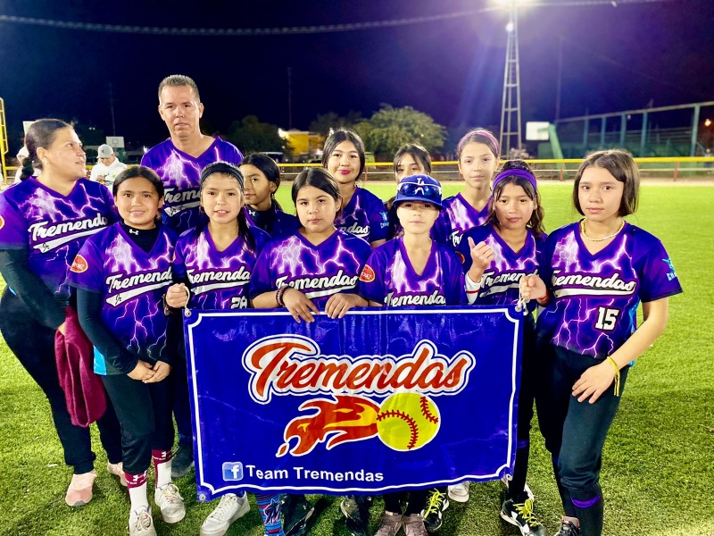 Inaugura alcalde Luis Fuentes Liga Softbol Municipal