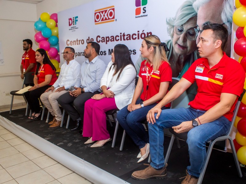 Inaugura DIF Guaymas en Centro de Capacitación para Adultos Mayores