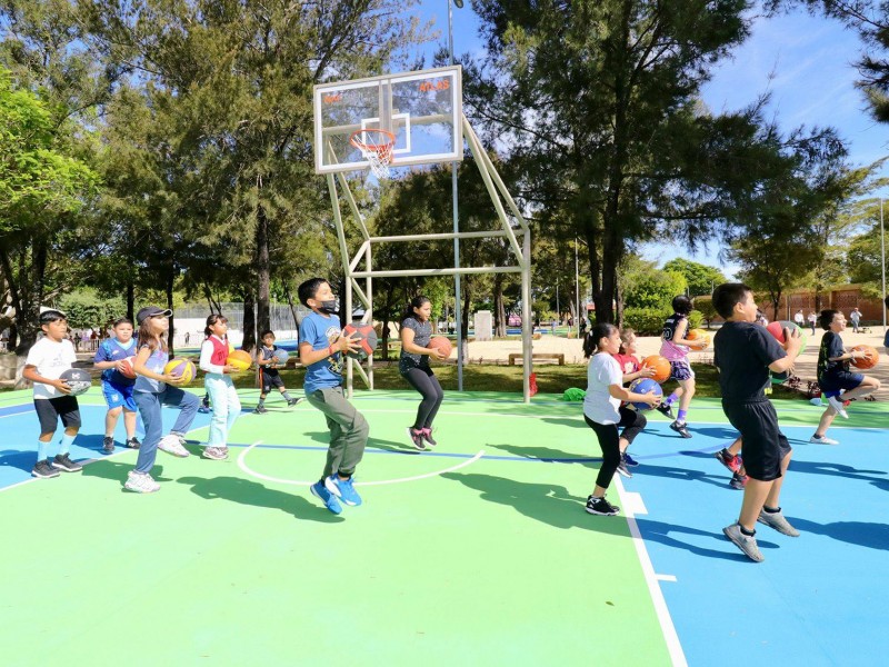 Inaugura Escandón Cadenas Unidad Deportiva en Comitán