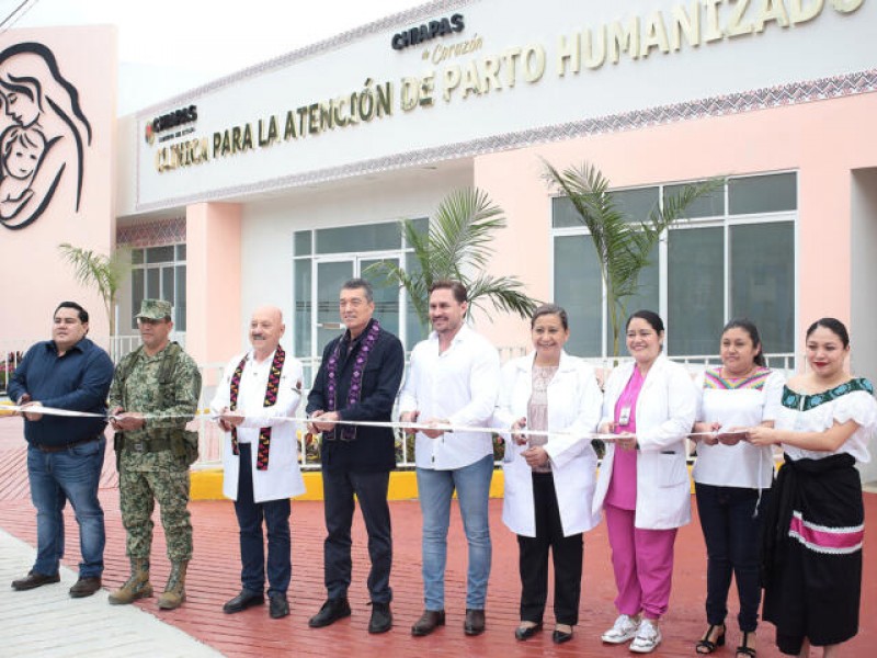 Inaugura Rutilio Escandón nueva Clinica de Parto Humanizado