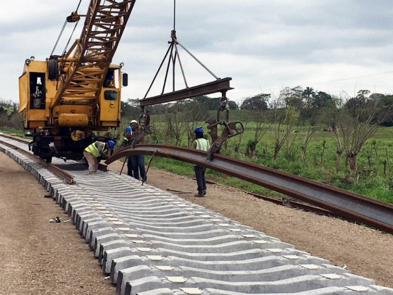 Inauguración del Ferrocarril del Istmo se sigue aplazando