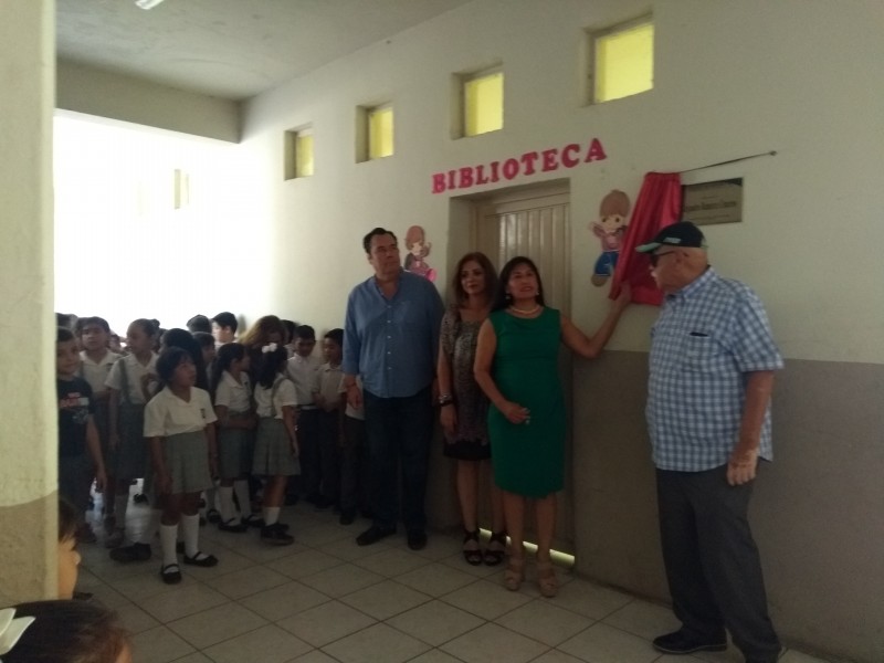 Inauguran biblioteca en honor al profe Ramírez Cisneros