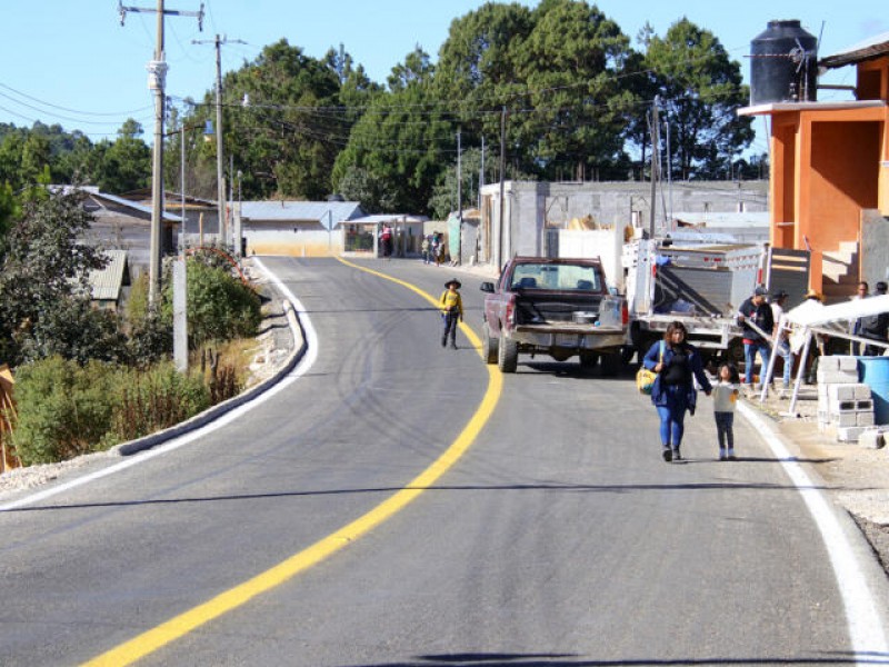 Inauguran camino al ejido Arcotete-San Critóbal-Tenejapa