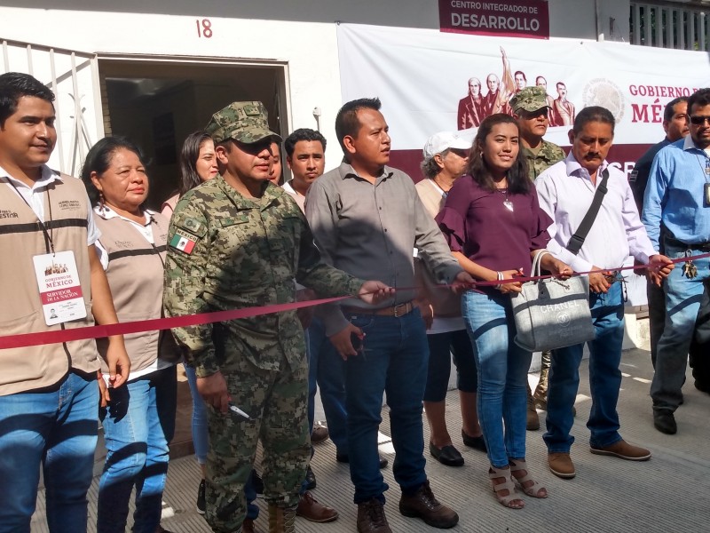 Inauguran centro integrador, para atender programas federales SalinaCruz