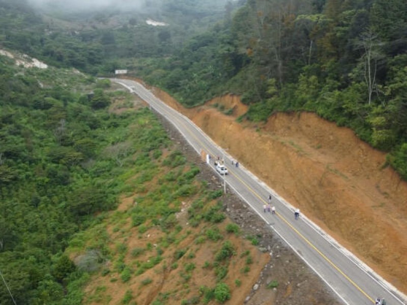 Inauguran en Chalchihuitán nueva vía de comunicación