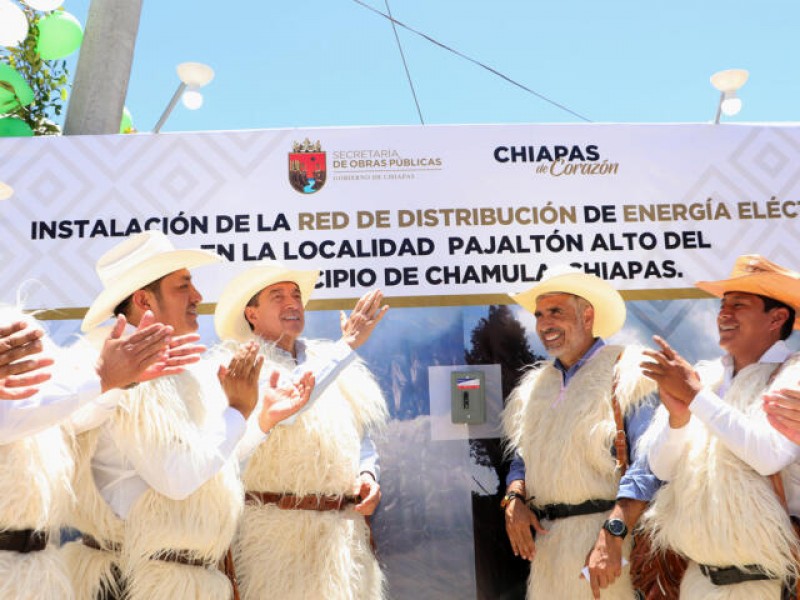 Inauguran en Chamula red de energía eléctrica