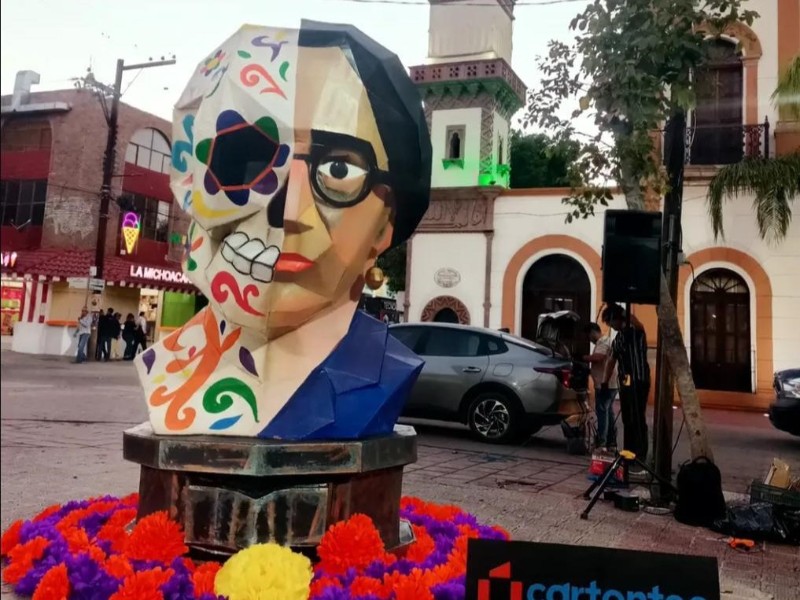 Inauguran escultura “La Dualidad de Hermila” en la plaza principal de Lerdo Inauguran escultura “La Dualidad de Hermila” en la plaza principal de Lerdo