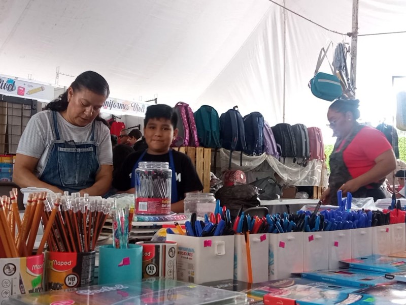 Inauguran Feria de Regreso a Clases 2025