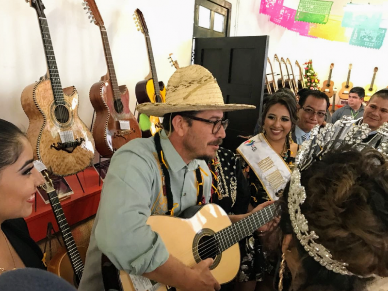 Inauguran Feria Internacional de la Guitarra en Paracho