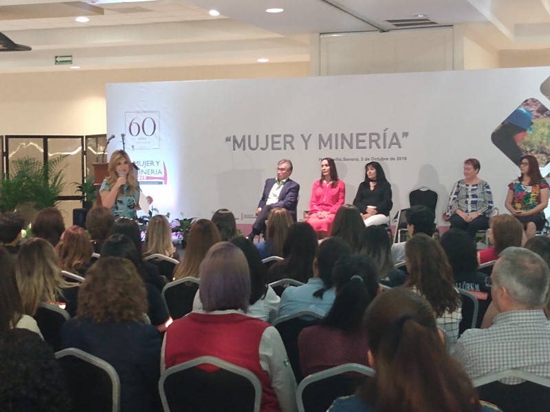 Inauguran Foro Mujer y Minería