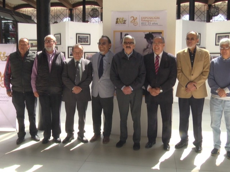 Inauguran muestra fotográfica de IEEZ