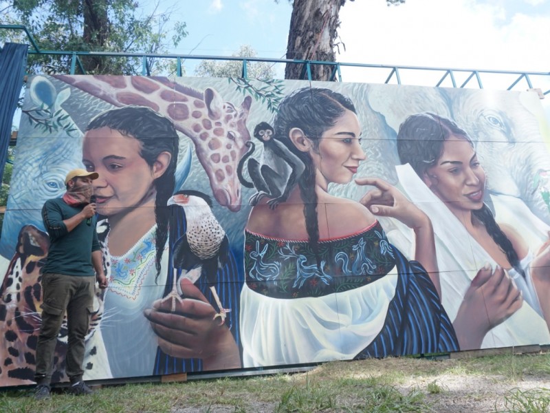 Inauguran mural por el 50 aniversario del Zoológico de Morelia