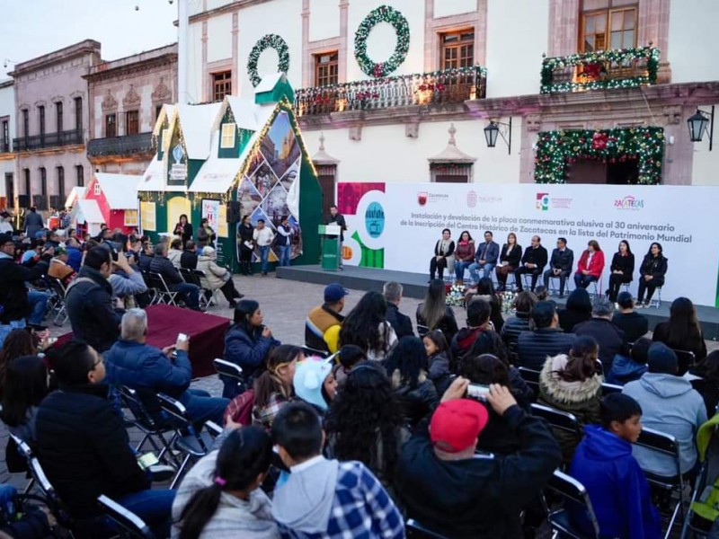 Inauguran murales y develan placa conmemorativa por aniversario de Zacatecas