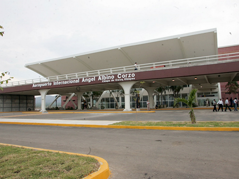 Inauguran nueva ruta aérea Mérida - Tuxtla Gutiérrez