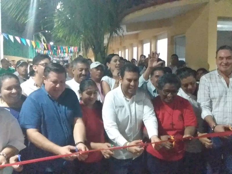 Inauguran nuevo mercado de artesanías en La Ropa