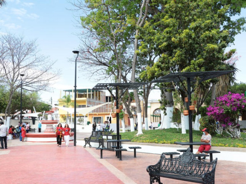 Inauguran parque central en Venustiano Carranza