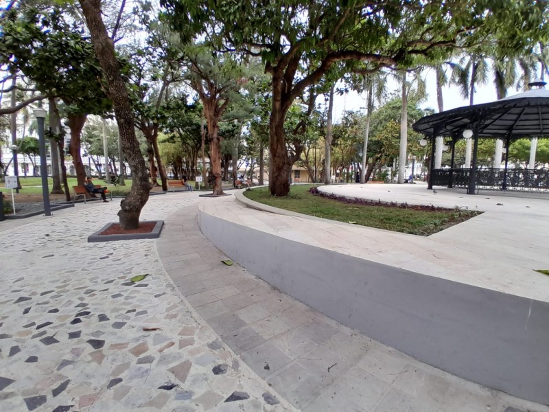 Inauguran rehabilitación del parque Zamora en Veracruz