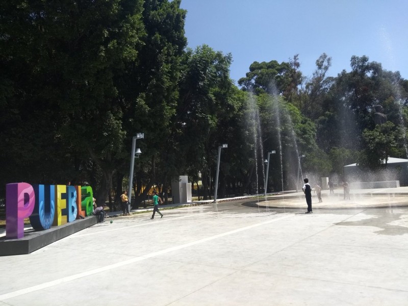 Inauguran remodelación del Parque Juárez en Puebla
