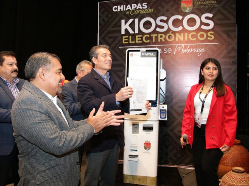 Inauguran servicios de kioskos electrónicos en San Cristóbal