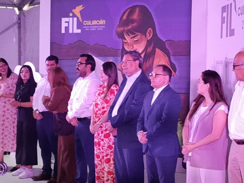 Inauguran tercera edición Internacional de la Feria del libro en Culiacán 2025